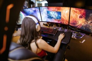 Two-thirds of female players still report being harassed when playing online