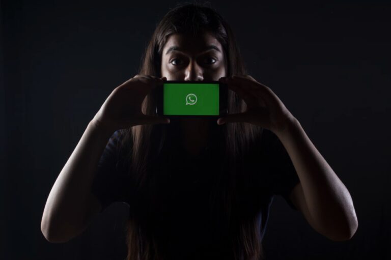 WhatsApp claims that 100 journalists and activists were the targets of Israeli-made spyware