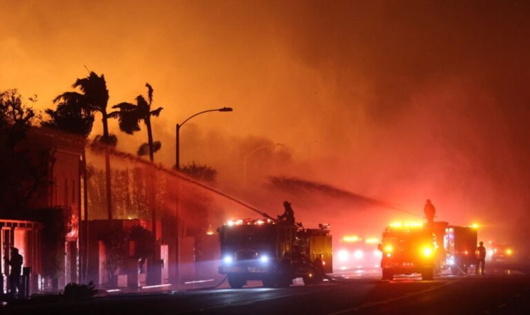 California Fires Stoke Divisions Among Iranian-Americans