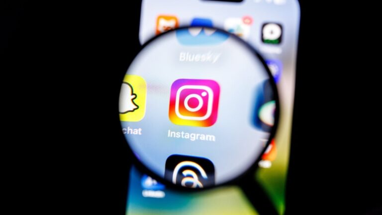 Is Instagram down? Users report issues with Facebook and Messenger, too.